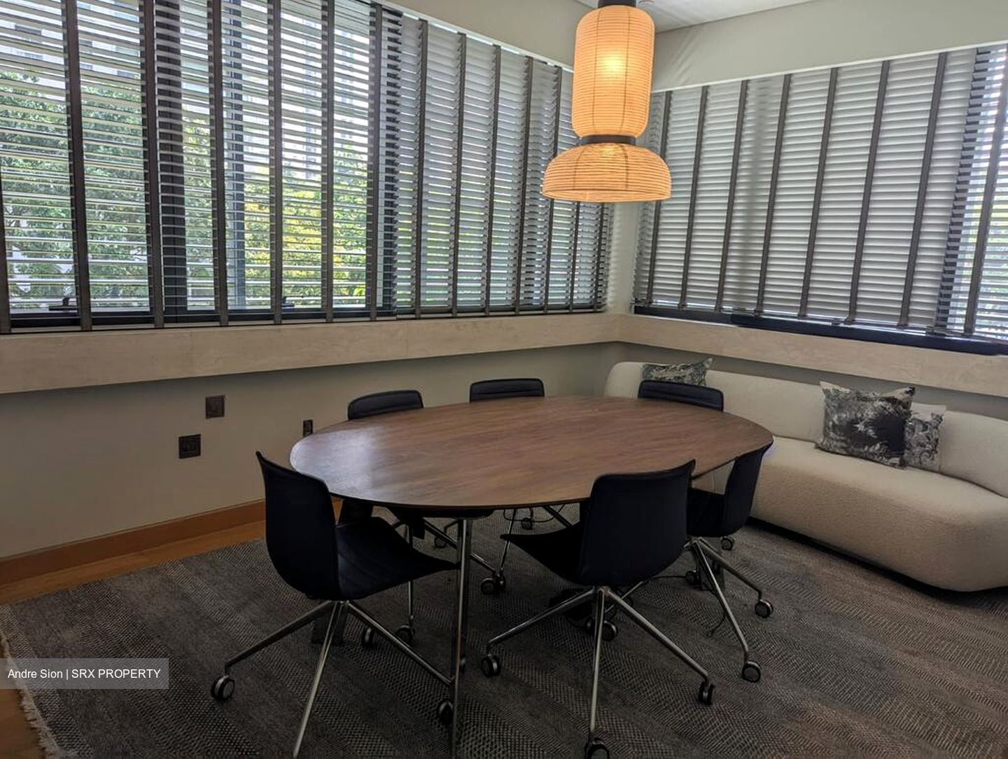 Hana (D10), Office #505324001